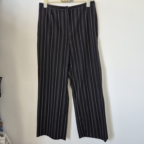 Y2k black white striped office